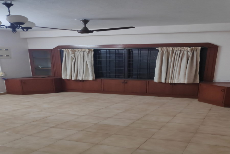 1350 Sq.Ft, 3 BHK Flats for sale in Guindy