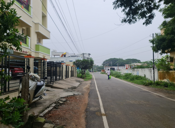 Commercial Property for sale in Paruthipattu