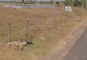 Land for sale in Parandur