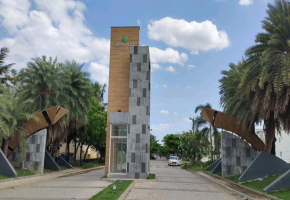 Land for sale in Navalur