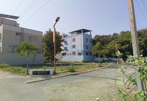 Land for sale in Kelambakkam