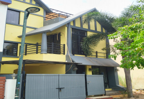 3 BHK House for sale in Thalambur