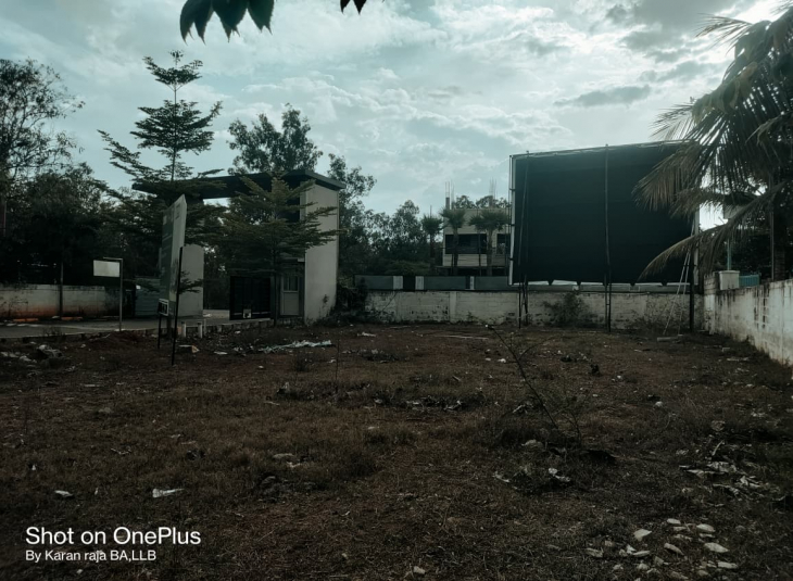 Commercial Land for sale in Siruseri