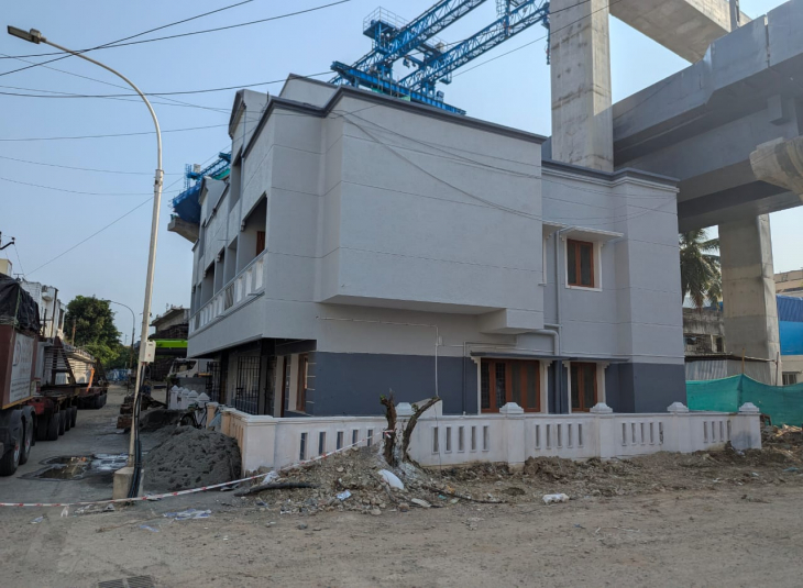 925 Sq.Ft,  Commercial Office / Space