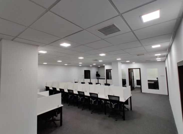 2100 Sq.Ft,  Commercial Office / Space