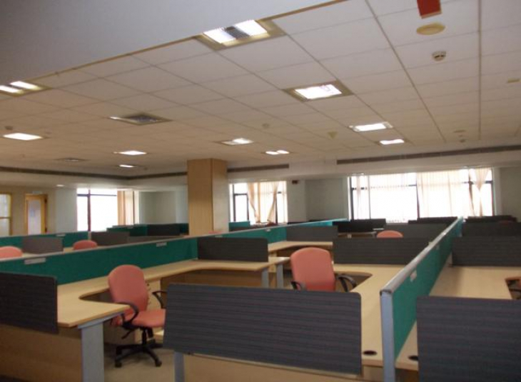 8000 Sq.Ft,  Office Complex