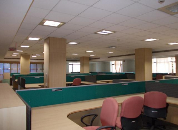 8000 Sq.Ft,  Office Complex