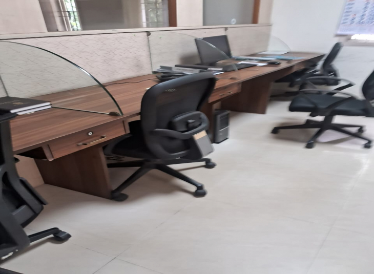 6000 Sq.Ft,  Commercial Office / Space