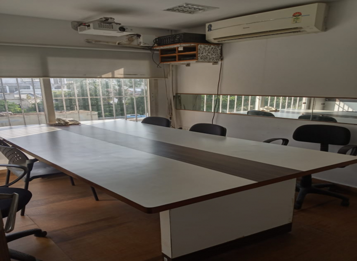 900 Sq.Ft,  Commercial Office / Space