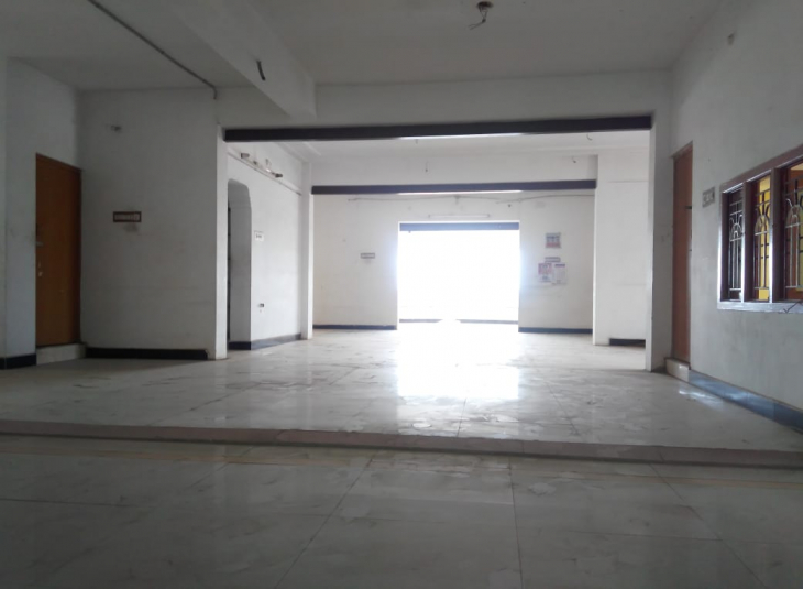 1000 Sq.Ft,  Commercial Office / Space