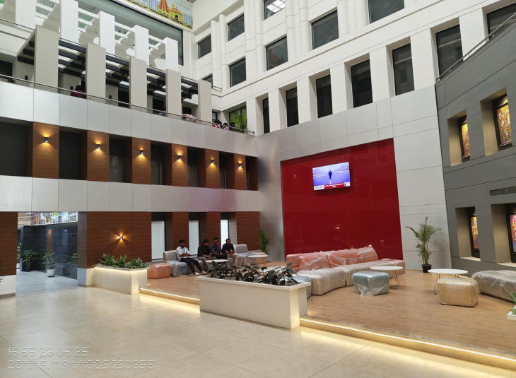 10000 Sq.Ft,  Office in Business Park