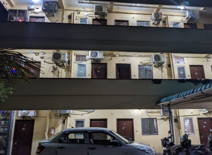 SM Homes PG , PG Accomodation in Karapakkam