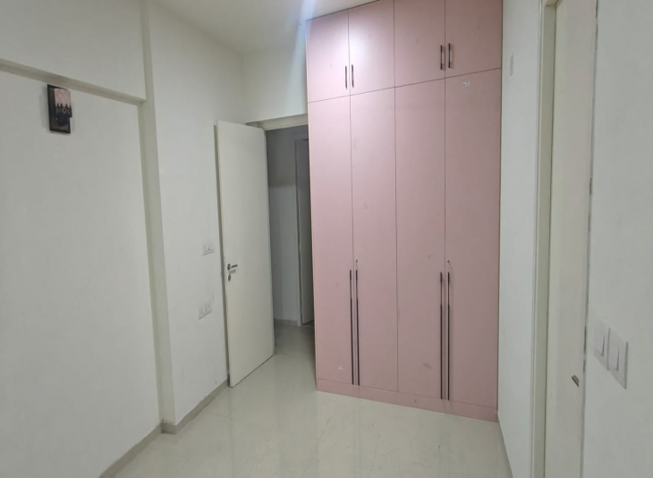 1927 Sqft, 3 BHK Apartments Flats in Oragadam For Rent