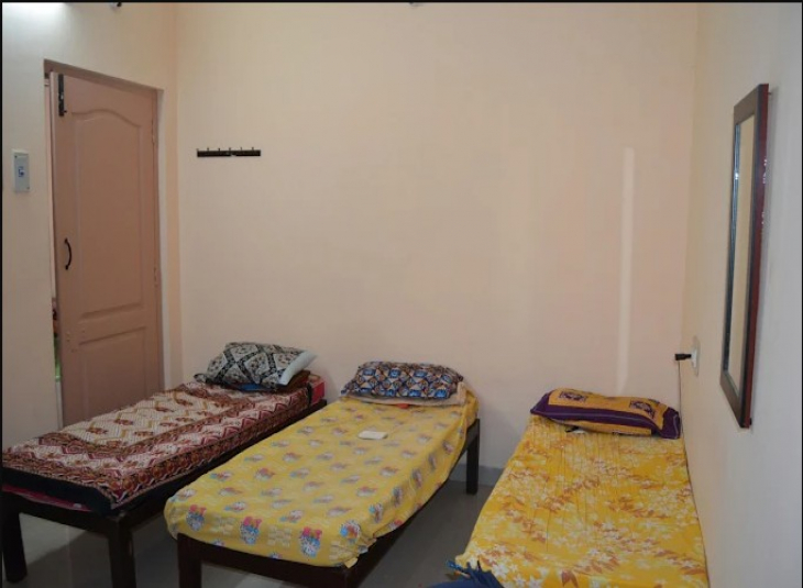Kavithas Ladies Hostel, PG Accomodation in Chromepet