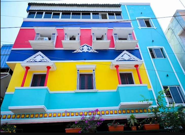 Sri Maha Ladies Hostel, PG Accomodation in Vadapalani