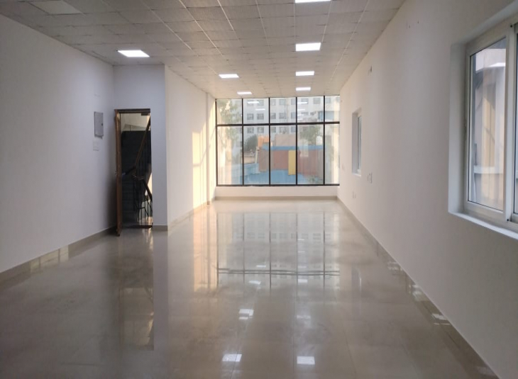 1350 Sq.Ft,  Commercial Office / Space