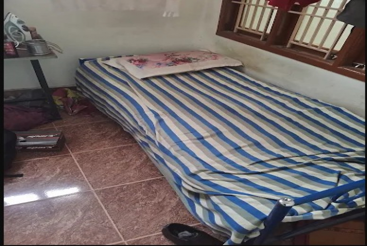  PG Accomodation in Royapettah