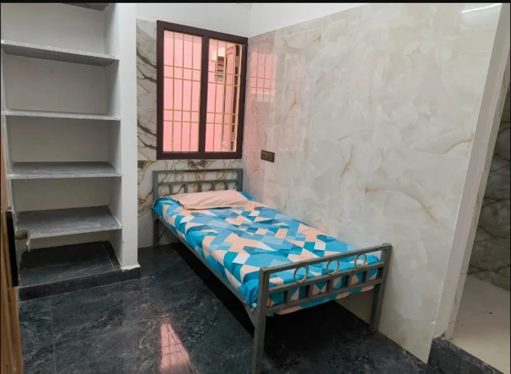 Kandhan Paying Guest