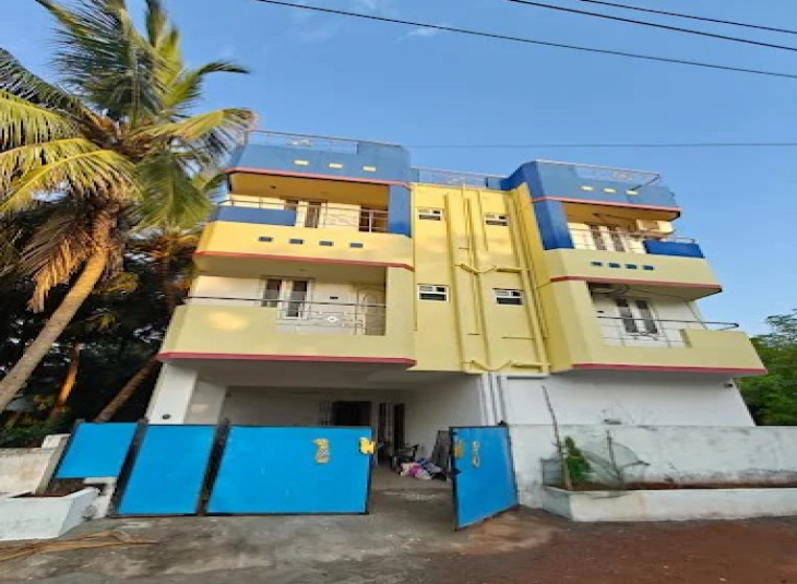 The Urban Stay PG Ladies Hostel 