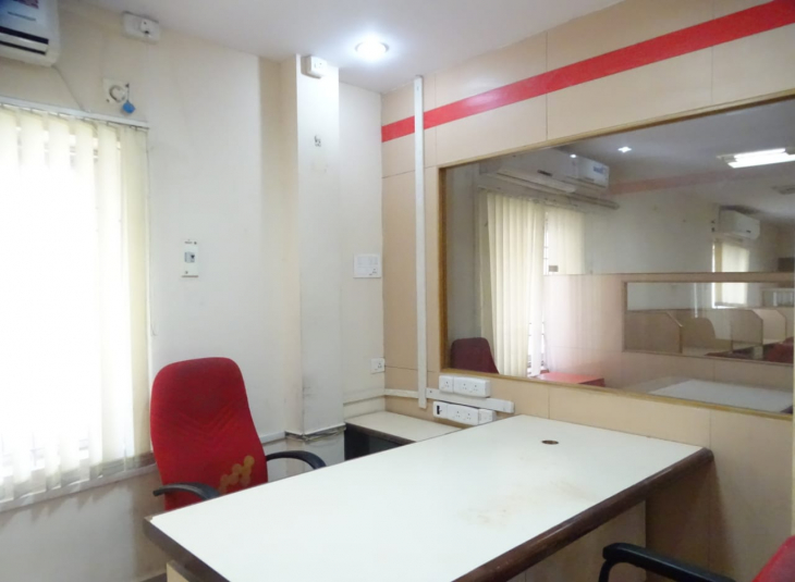 2500 Sq.Ft,  Commercial Office / Space