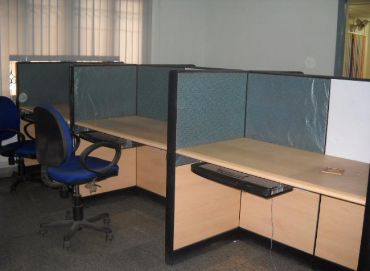 2000 Sqft, Commercial Office / Space in Ekkaduthangal