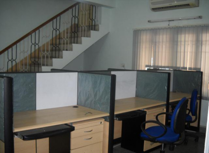 2000 Sq.Ft,  Commercial Office / Space