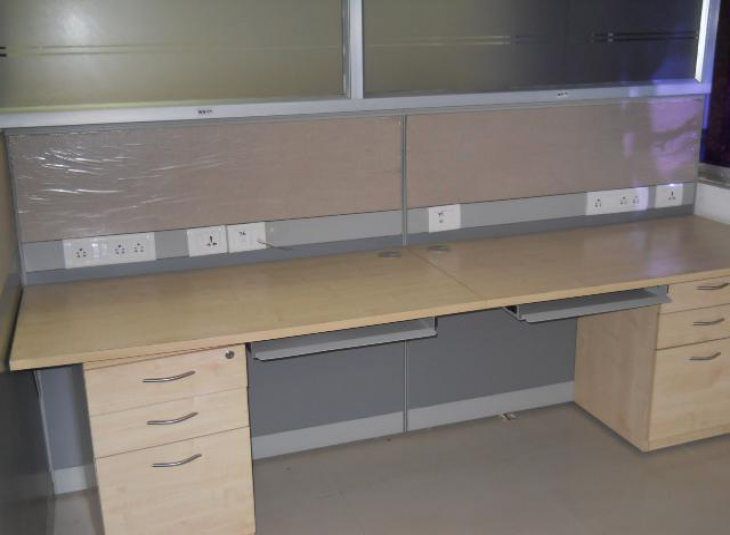 4900 Sq.Ft,  Commercial Office / Space