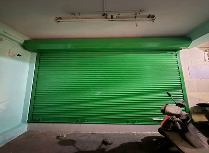 450 Sq.Ft,  Commercial Shops