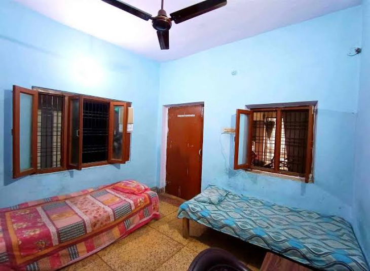 OM Mens PG , PG Accomodation in Perungudi