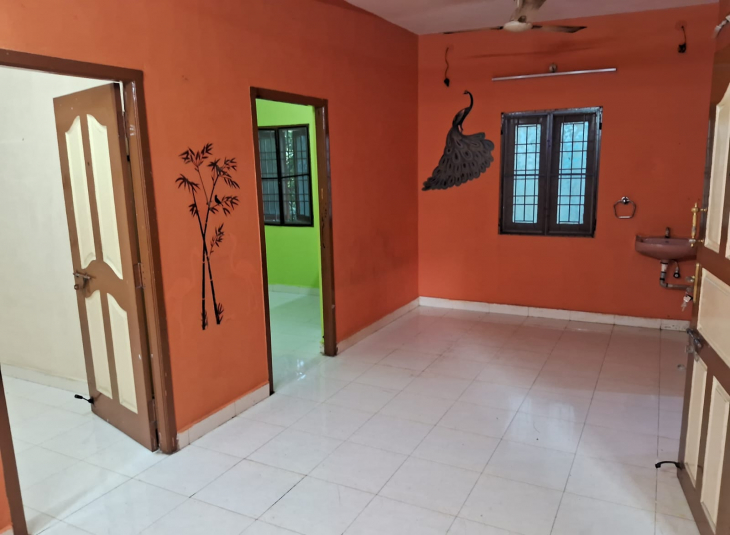 600 Sq.Ft, 2 BHK Independent House / Villa
