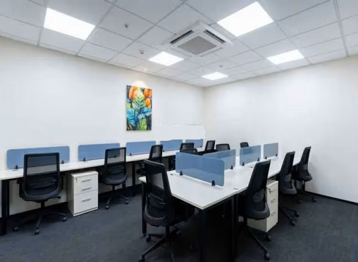 800 Sq.Ft,  Commercial Office / Space For Rent in Anna Salai