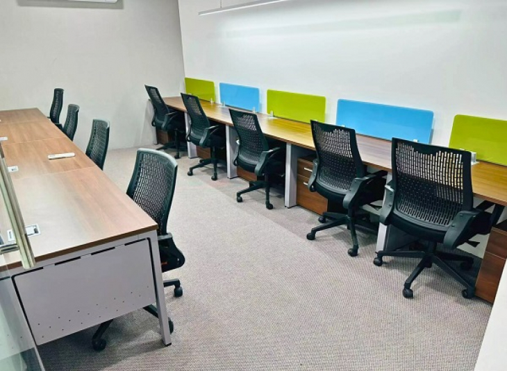 800 Sq.Ft,  Commercial Office / Space For Rent in Anna Salai