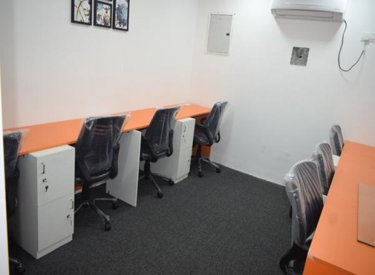 800 Sqft, Commercial Office / Space in Anna Salai