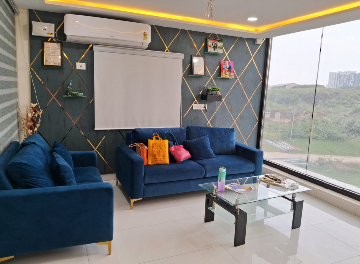 2000 Sq.Ft,  Commercial Office / Space For Rent in Ayappakkam