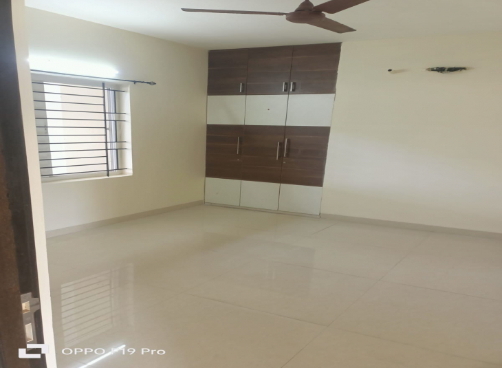 1070 Sq.Ft, 2 BHK Flats For Rent in Kazhipattur