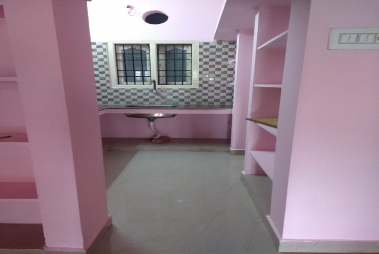 650 Sq.Ft, 2 BHK House For Rent in Ayappakkam