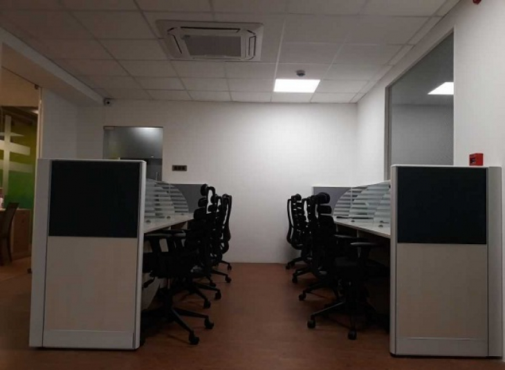 400 Sq.Ft,  Commercial Office / Space For Rent in Nungambakkam