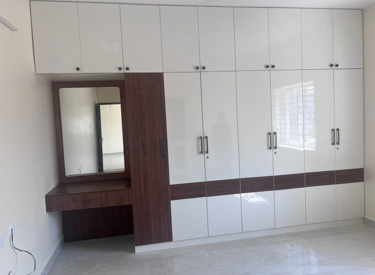 1500 Sq.Ft, 3 BHK Flats For Rent in Saligramam