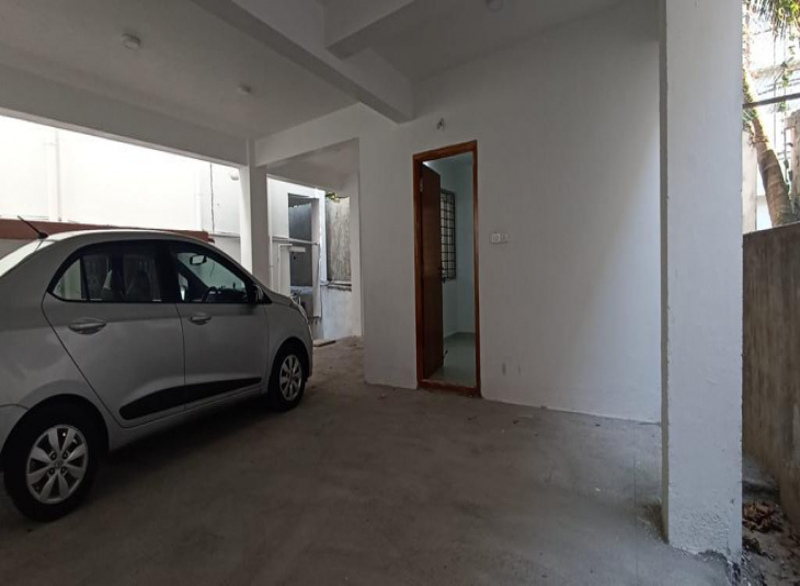130 Sqft, 1 BHK Apartments Flats in Mandaveli For Rent