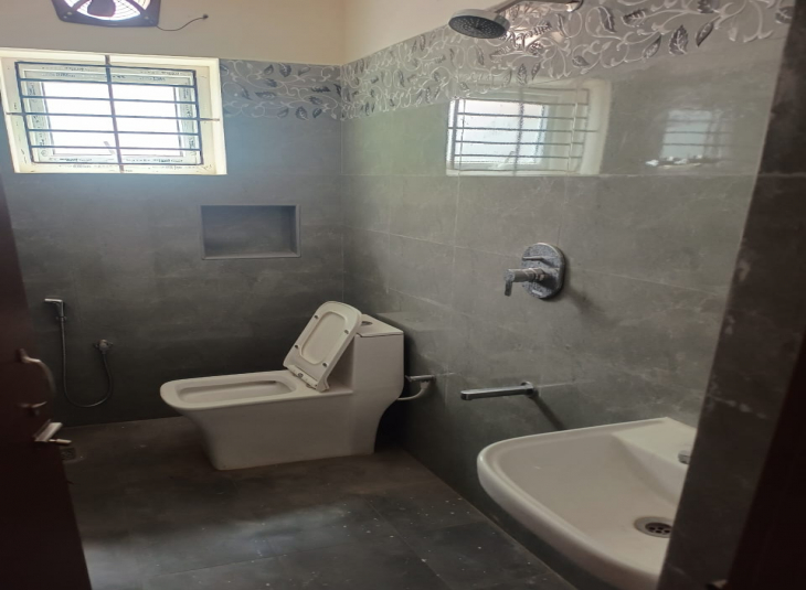 1000 Sq.Ft, 2 BHK Flats For Rent in Maduravoyal