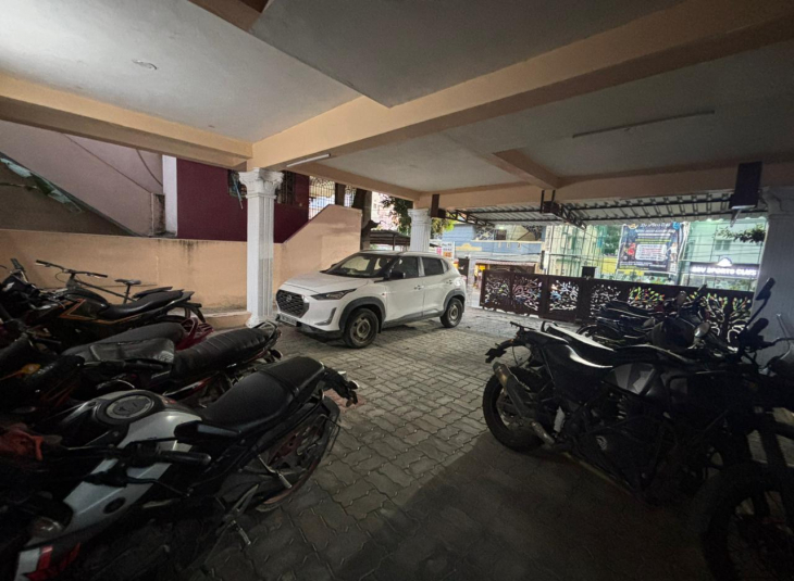 1000 Sq.Ft, 2 BHK Flats For Rent in Hasthinapuram