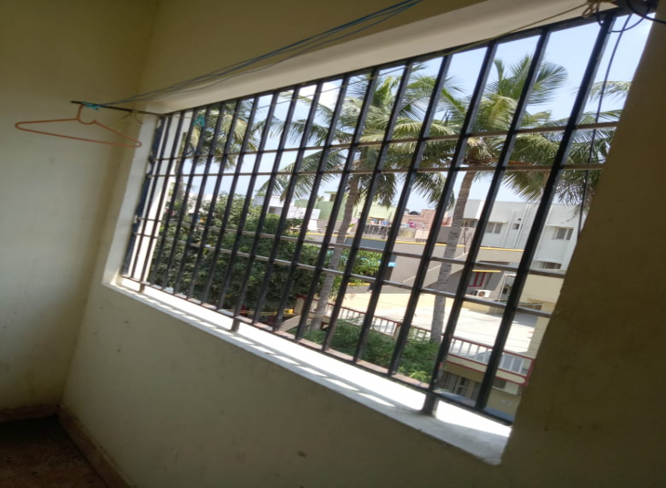 700 Sq.Ft, 2 BHK Flats For Rent in Villivakkam