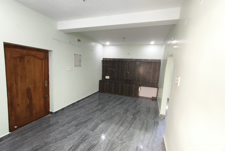 900 Sq.Ft, 2 BHK House For Rent in Kolathur