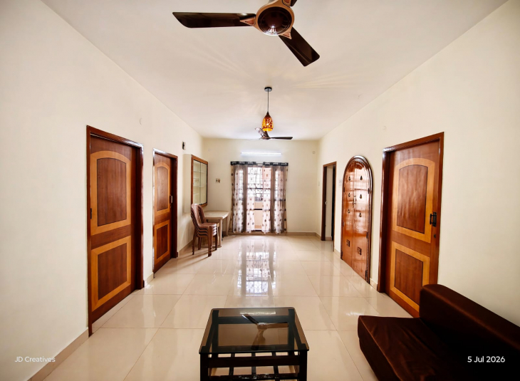 1450 Sqft, 3 BHK Apartments Flats in Saligramam For Rent