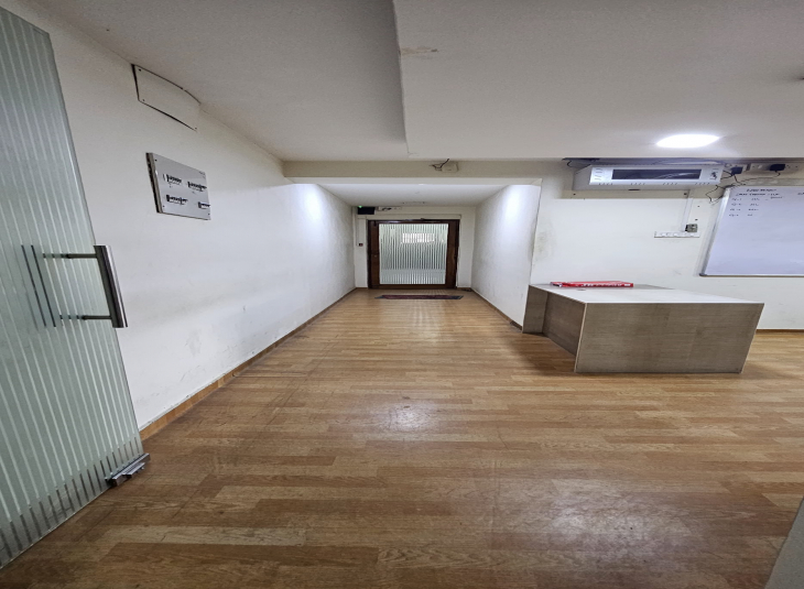 3000 Sqft, Commercial Office / Space in Nungambakkam