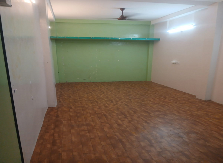 250 Sqft Commercial Office / Space in T Nagar