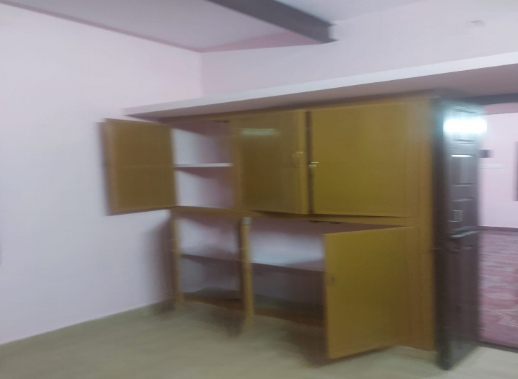 1000 Sq.Ft, 2 BHK House For Rent in Ullagaram