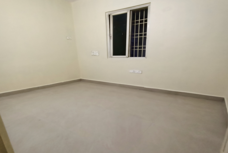 925 Sq.Ft,  Commercial Office / Space